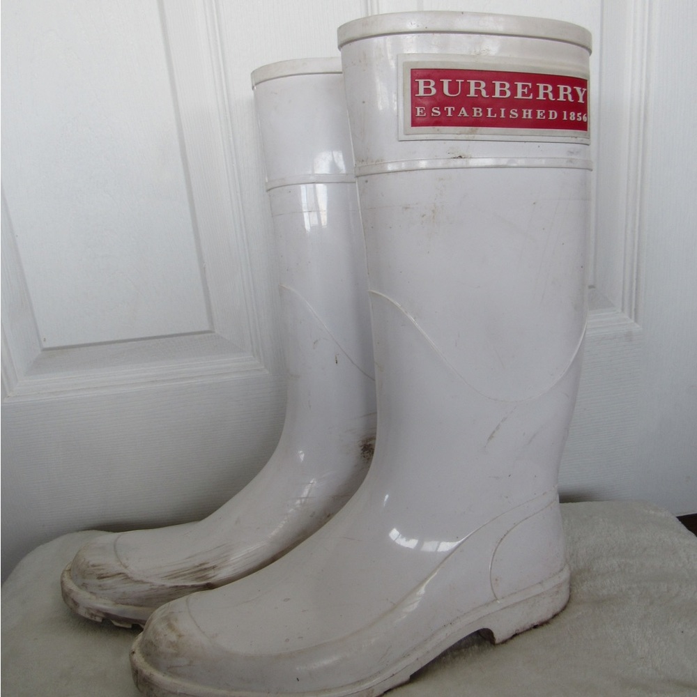 Burberry rain boots